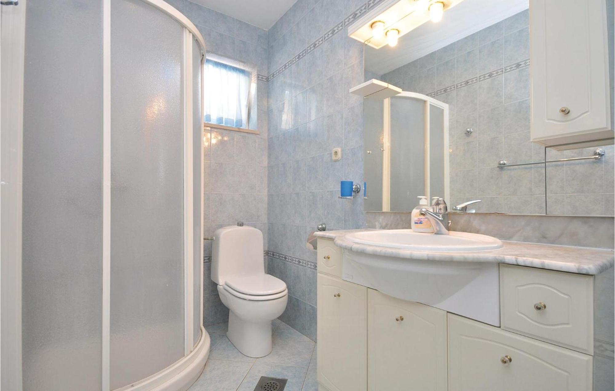 3 Bedroom Awesome Apartment In Пучишча Екстериор снимка