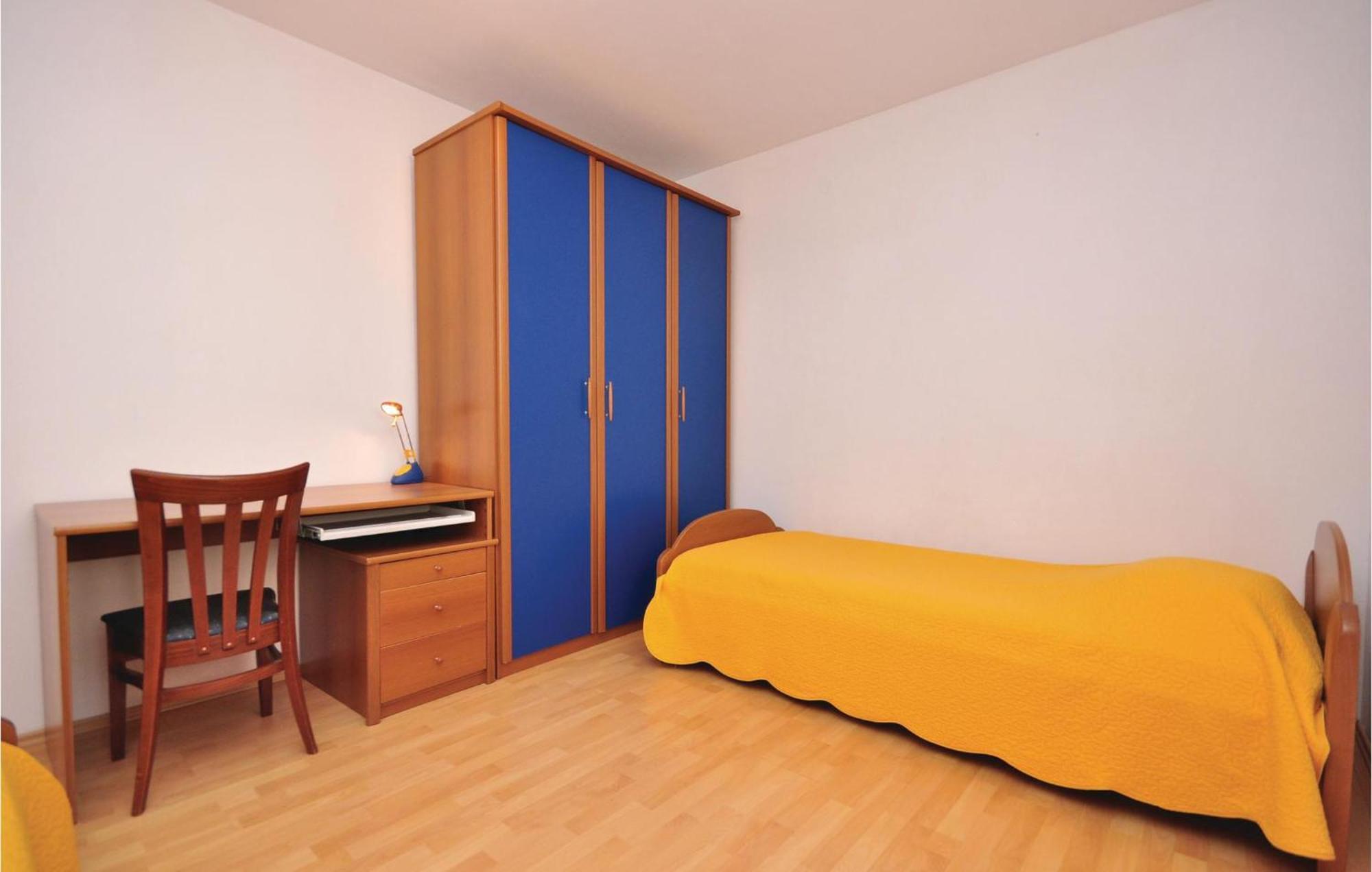 3 Bedroom Awesome Apartment In Пучишча Екстериор снимка